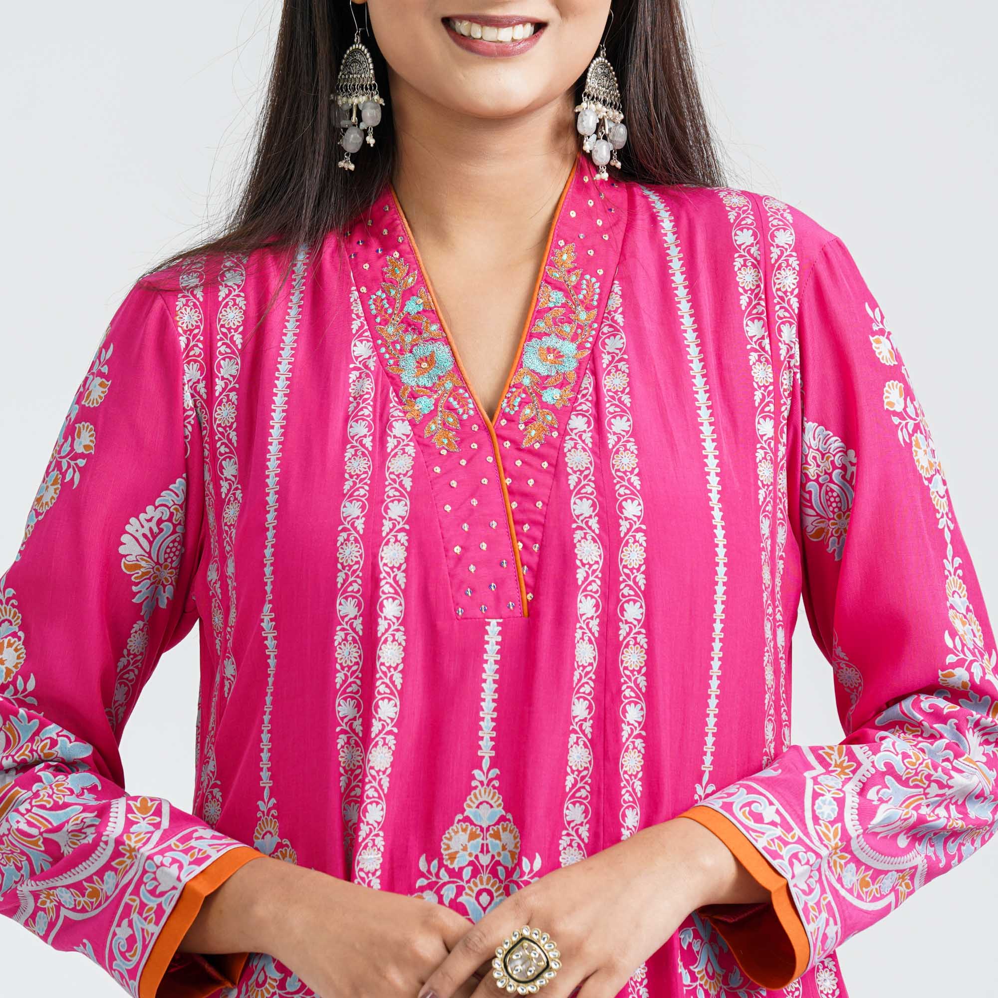Women’s Magenta Silk Embroidered Two Piece Set - 2