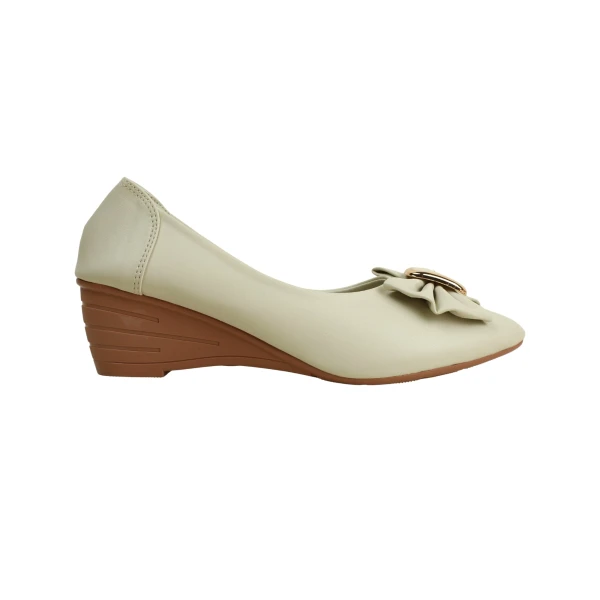 VIBRANT LADIES CLOSE SHOE