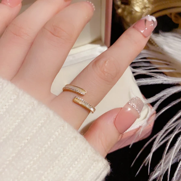 Sophisticated Geometric Shell Open Ring with Zircon Micro-Inlay Gold Detail
