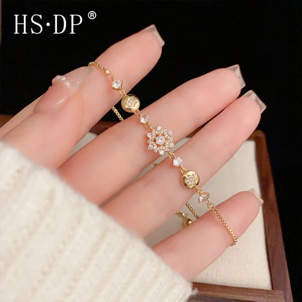 Elegant Zirconium Floral Micro-Inlay Adjustable Drawstring Bracelet Gold Finish Flower